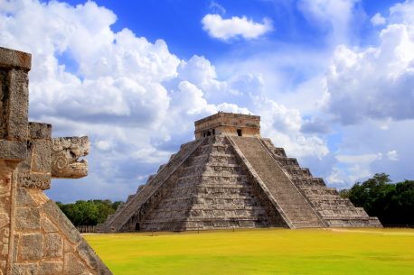 Chichen-Itza-snake-and-Kukulkan-Mayan-temple-pyramid-458×305
